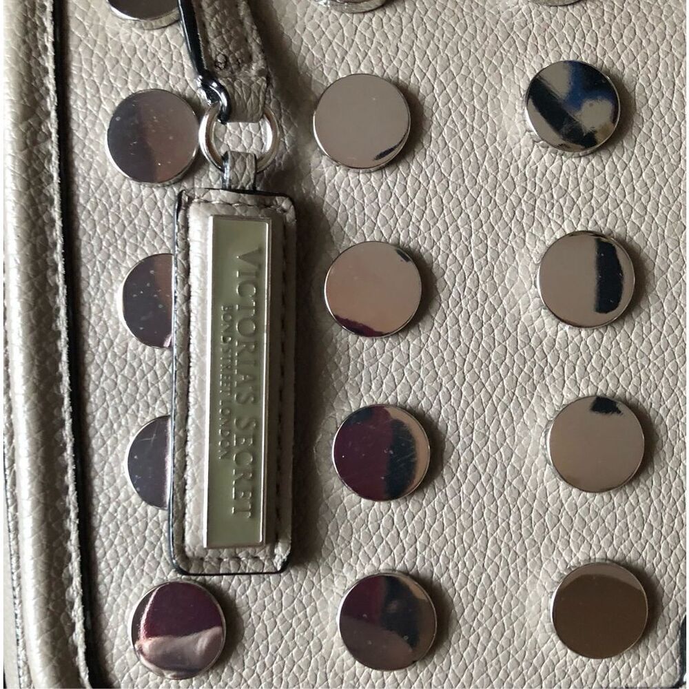 VICTORIA'S SECRET -🎉HPx3🎉Victoria Convertible Shoulder/Crossbody/Faux Leather - Picture 10 of 16